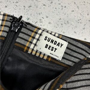 Aritzia • Plaid skirt